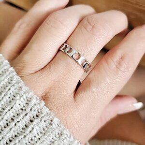Sterling Silver Moon Ring, Moon Phase Ring, Celestial Ring, Women's Spiritual